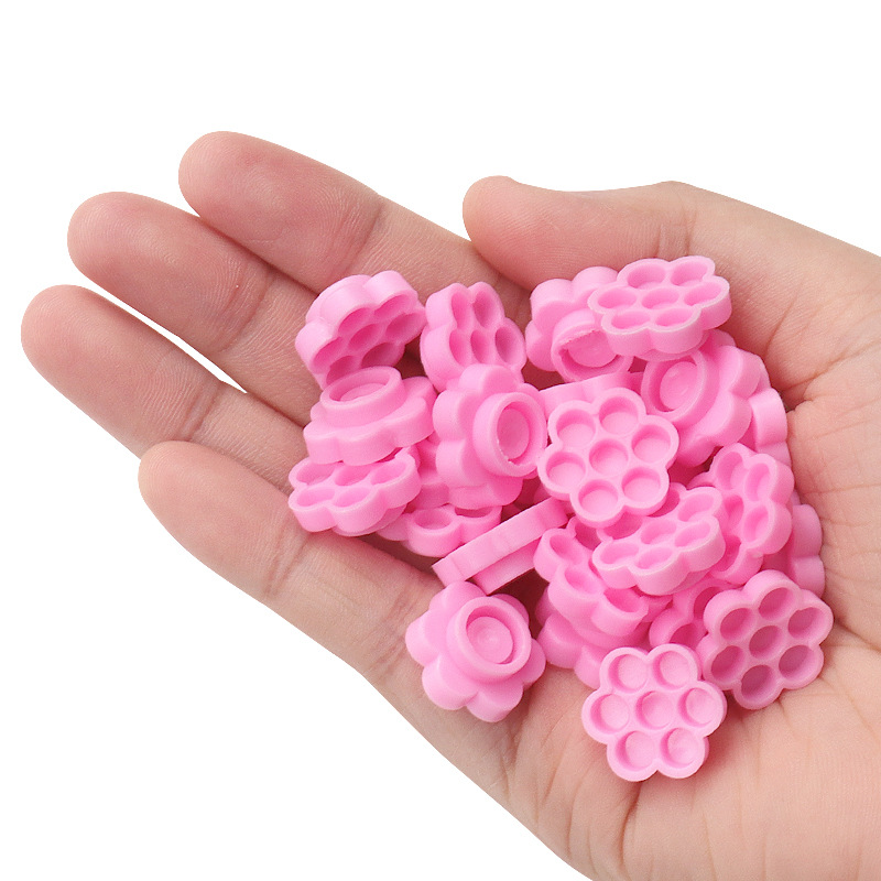 100 Pcs Pink Flower Glue Delay - Eyelash Extension Look review and price